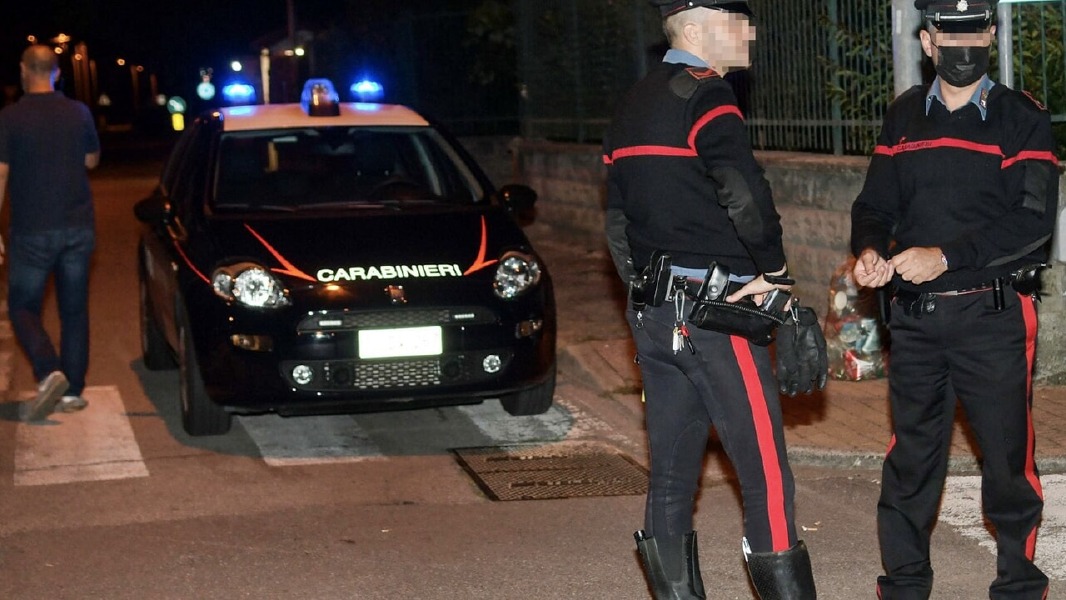Crema News - Birra in faccia al carabiniere, denunciata